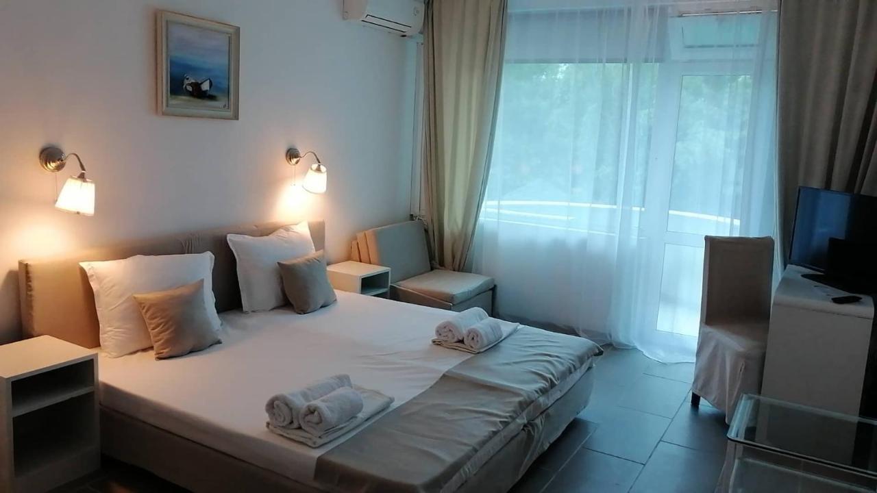 Hotel Veronika Кранево Екстер'єр фото